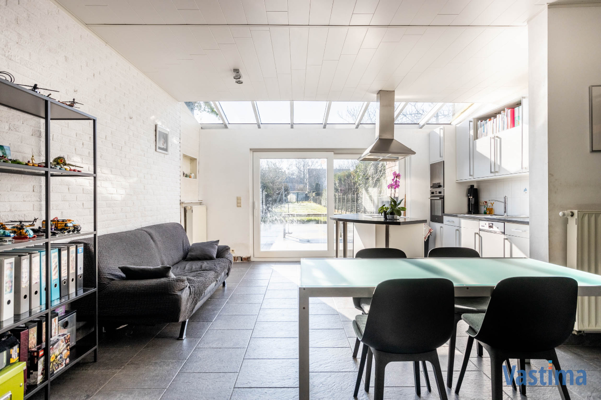 Immo Vastima - Huis Verkocht Aalst - Energiezuinige woning met inpandige garage en ruime tuin
