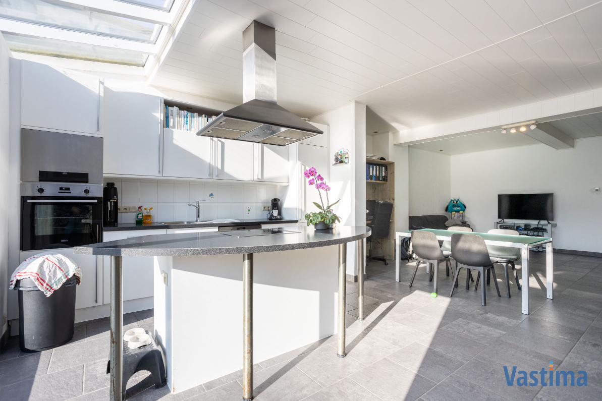 Immo Vastima - Huis Verkocht Aalst - Energiezuinige woning met inpandige garage en ruime tuin